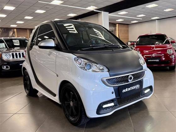 SMART FORTWO 1.0 COUPÊ TURBO 12V GASOLINA 2P AUTOMÁTICO SMART FORTWO 1.0 COUPÊ TURBO 12V GASOLINA 2P AUTOMÁTICO